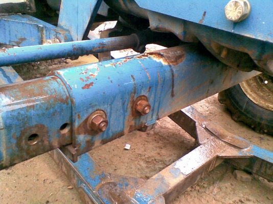 ขายรถไถ Ford 6610 เสื้อลายสภาพสวย ขายรถไถ Ford 6610 เสื้อลายสภาพสวย