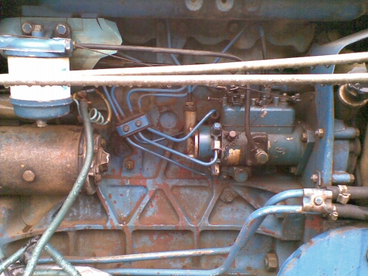 ขายรถไถ Ford 6610 เสื้อลายสภาพสวย ขายรถไถ Ford 6610 เสื้อลายสภาพสวย