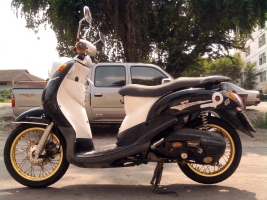 ขออนุญาติขาย Yamaha Fino 115 cc. แต่งสวย โอนให้ฟรีครับ