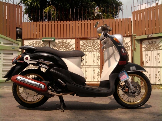 ขออนุญาติขาย Yamaha Fino 115 cc. แต่งสวย โอนให้ฟรีครับ