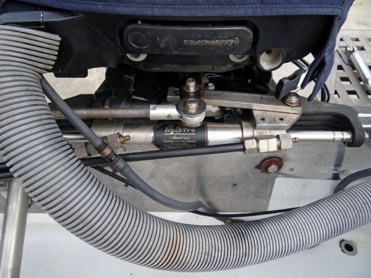 ขายเรือ Chris-Craft 311 Scorpion ขายเรือ Chris-Craft 311 Scorpion