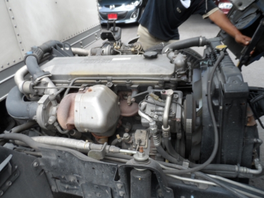 ด่วนๆรถบริษัท 7 คัน NPR 130 เทอร์โบ ปี2545 3 คัน HINO 4 คัน FF1J 210 1คันFC120 2 คัน KM779 1คัน