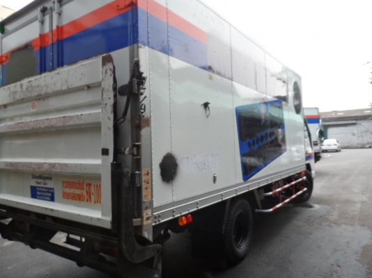 ด่วนๆรถบริษัท 7 คัน NPR 130 เทอร์โบ ปี2545 3 คัน HINO 4 คัน FF1J 210 1คันFC120 2 คัน KM779 1คัน