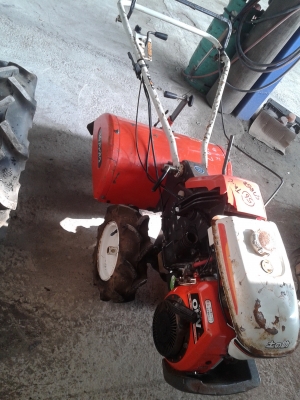 ขายถูก รถพรวนดินเดินต าม KUBOTA TR-6