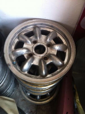 ล้อกล้วย ขอบ 13x5.5 4/114