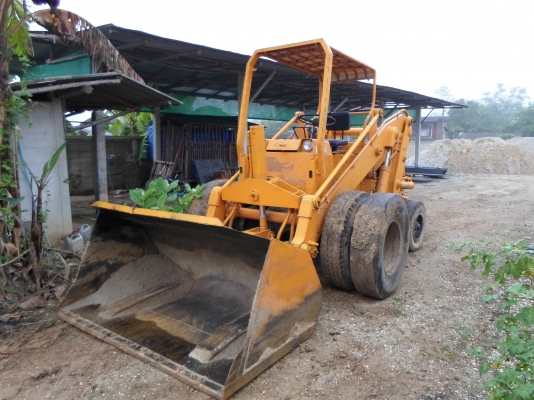 ขายรถตัก TOYOTA SD 25 tel 081-8857576 ( ตู่)