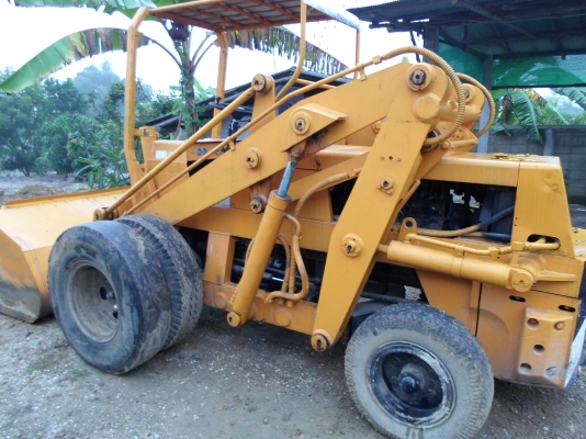 ขายรถตัก TOYOTA SD 25 tel 081-8857576 ( ตู่)