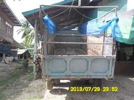 ขายรถ 8ล้อดั้ม isuzu เจ้าของขายเอง สนใจติดต่อ 0898450560