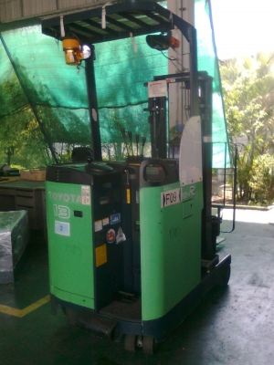ขาย  Forklift ทั้งใหม่และมือสองราคากันเอง