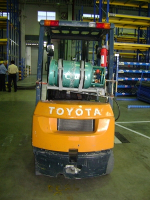 ขาย  Forklift ทั้งใหม่และมือสองราคากันเอง