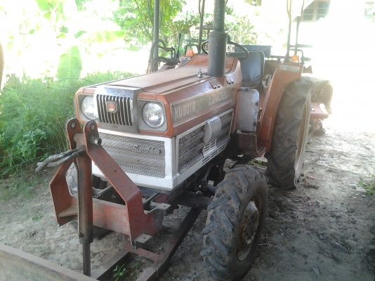 รถไถ. 24. แรง. ขับเคลื่อนล้อหน้าราคาถูก