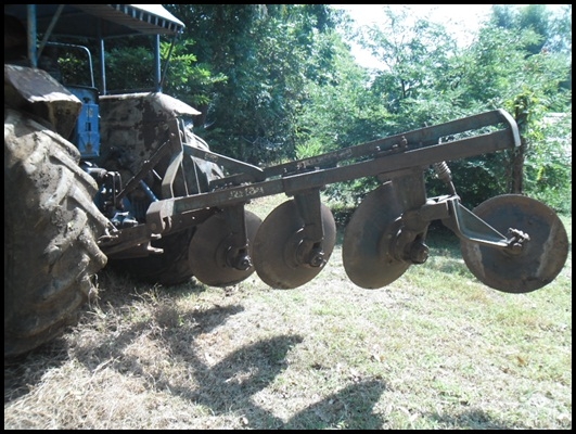 รถไถฟอร์ด 6600 สภาพสวยๆ อุปกรณ์ 4 ชุด