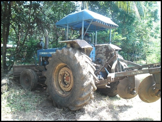 รถไถฟอร์ด 6600 สภาพสวยๆ อุปกรณ์ 4 ชุด