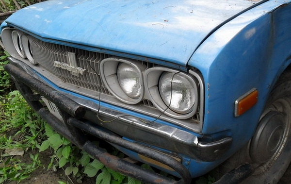 ช้างเหยียบ datsun 620 เกียร์คอ ไฟนอน กะจังหน้าแว่น