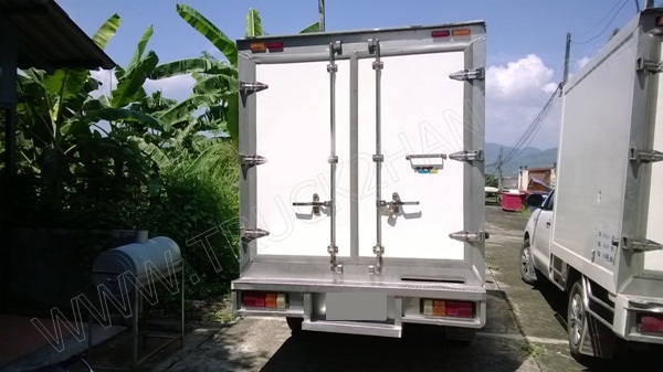 รถปิ๊กอัพ ตู้เย็น ยี่ห้อ ISUZU รถปิ๊กอัพ ตู้เย็น ยี่ห้อ ISUZU