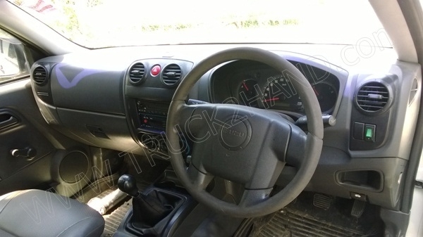 รถปิ๊กอัพ ตู้เย็น ยี่ห้อ ISUZU รถปิ๊กอัพ ตู้เย็น ยี่ห้อ ISUZU