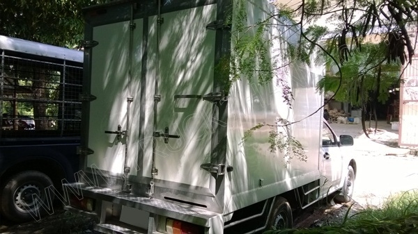 รถปิ๊กอัพ ตู้เย็น ยี่ห้อ ISUZU รถปิ๊กอัพ ตู้เย็น ยี่ห้อ ISUZU