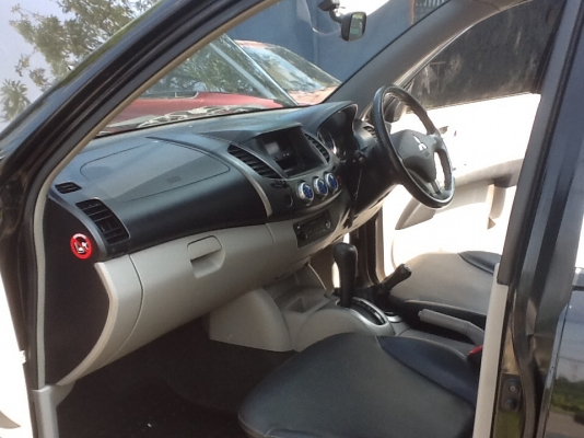 ขายถูกTRITON 3.2 4wd รุ่นท๊อปสุดGLS limitedรถสวยวิ่งน้อยมือเดียวออกห้าง