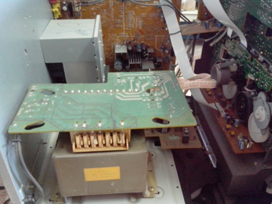 SONYขายตามสภาพcd am fm ใช้ได้ทุกอย่างเสียงมีแต่ต้องซ่อม SONYขายตามสภาพcd am fm ใช้ได้ทุกอย่างเสียงมีแต่ต้องซ่อม