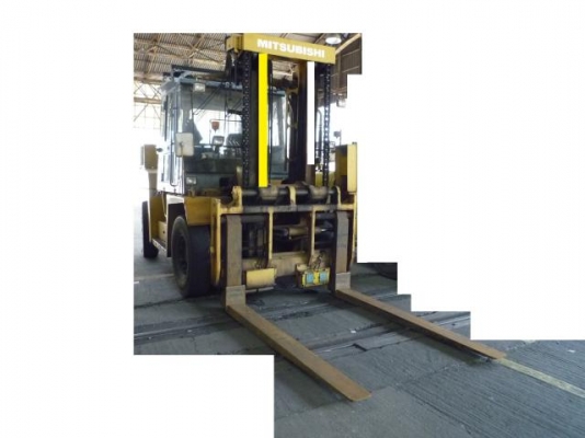 เรียนเชิญร่วมประมูลรถ Forklift ขนาด8-24ตัน ด่วน!!