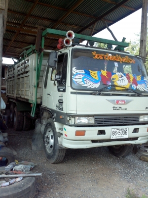 ขาย HINO FM 1M 220 HP แรงๆซักคัน ขาย HINO FM 1M 220 HP แรงๆซักคัน