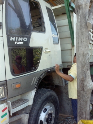 ขาย HINO FM 1M 220 HP แรงๆซักคัน ขาย HINO FM 1M 220 HP แรงๆซักคัน