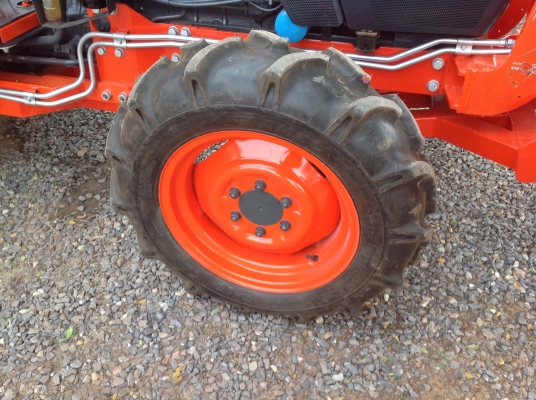 ปัญญาแทรคเตอร์มาแล้ว.ครับ คูโบต้า L4508 DI ทำงานเพียง 1354 ชม. พร้อม ใบมีดตราช้าง , โรตาลี่ วิเชียร VRT-185H ยางหน้าใหม่ เล่มทะเบียนพร้อม