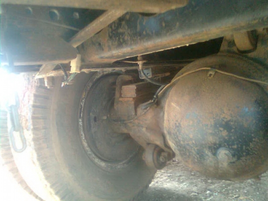 ขายไอ้หลงโบว์ TF-7077สองเพลาดั้ม ปี41 รถบ้านเดิมๆสภาพพร้อมใช้ครับ