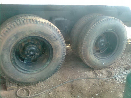 ขายไอ้หลงโบว์ TF-7077สองเพลาดั้ม ปี41 รถบ้านเดิมๆสภาพพร้อมใช้ครับ