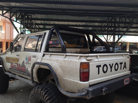 ขายด่วน TOYOTA OFFROAD คานแข็ง LN56 ขายด่วน TOYOTA OFFROAD คานแข็ง LN56