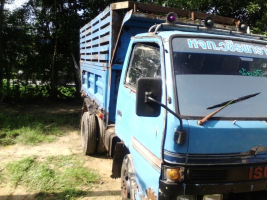 ขายหกล้ออีซุNKR ขายหกล้ออีซุNKR