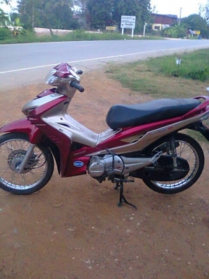 เวฟ110ไอ เอที(ส่งรท.ธีีรพล ประจวบขิรีขันธ์คับ)