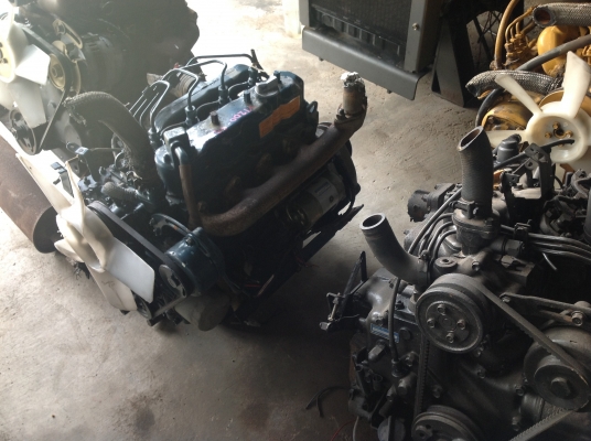 ขายเครื่องคูโบต้า 4 สูบเก่าญี่ปุ่น รุ่น V 1200 ขนาด 26 แรงม้า สภาพสวยมากๆ ขายเครื่องคูโบต้า 4 สูบเก่าญี่ปุ่น รุ่น V 1200 ขนาด 26 แรงม้า สภาพสวยมากๆ