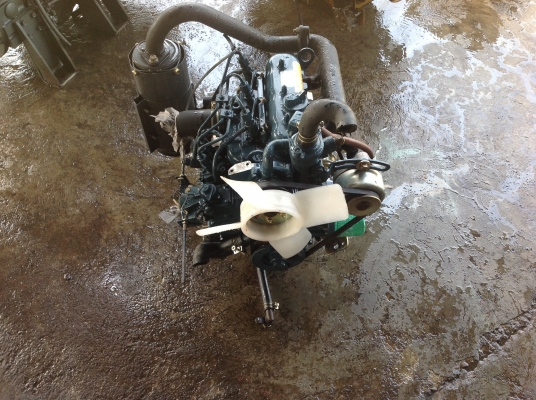 ขายเครื่องคูโบต้าเก่าญี่ปุ่น 3 สูบ รุ่น D782 ขนาด 18.5 แรงม้า สภาพสวยสุดๆ เหมือนของใหม่ ขายเครื่องคูโบต้าเก่าญี่ปุ่น 3 สูบ รุ่น D782 ขนาด 18.5 แรงม้า สภาพสวยสุดๆ เหมือนของใหม่