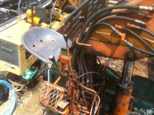 รถตักสภาพดี