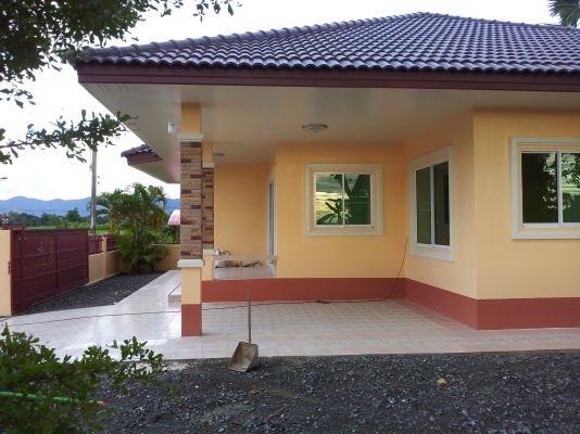 ขายบ้านพร้อมที่ดิน อ.สันกำแพง จ.เชียงใหม่  ราคา1650000บาท ต่อรองกันเองนะครับ