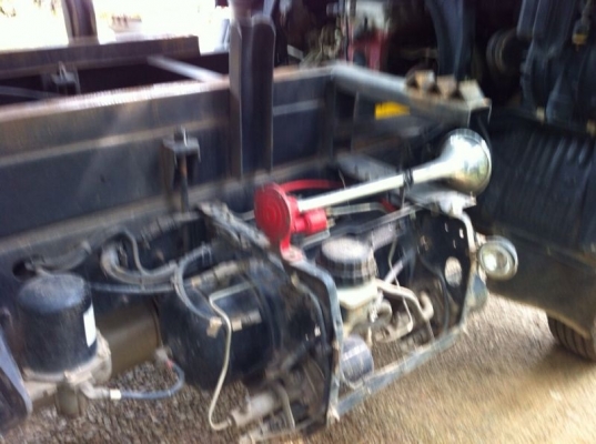 รถฮีโน่ 6 ล้อดั้ม FC9J  175 แรงม้า. ปี 53  ( รถวิ่ง 6x,xxx กม. )  สนใจติดต่อ 081 - 6079515