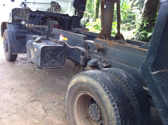 รถฮีโน่ 6 ล้อดั้ม FC9J  175 แรงม้า. ปี 53  ( รถวิ่ง 6x,xxx กม. )  สนใจติดต่อ 081 - 6079515