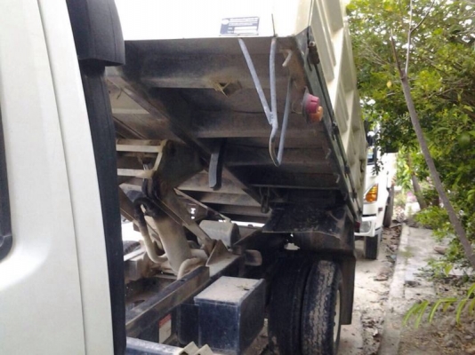 รถอีซูซุ 6 ล้อดั้ม NPR 130 แรงม้า ปี 51 ( รถวิ่ง 12x,xxx กม. ) สนใจติดต่อ 081 - 6079515 รถอีซูซุ 6 ล้อดั้ม NPR 130 แรงม้า ปี 51 ( รถวิ่ง 12x,xxx กม. ) สนใจติดต่อ 081 - 6079515