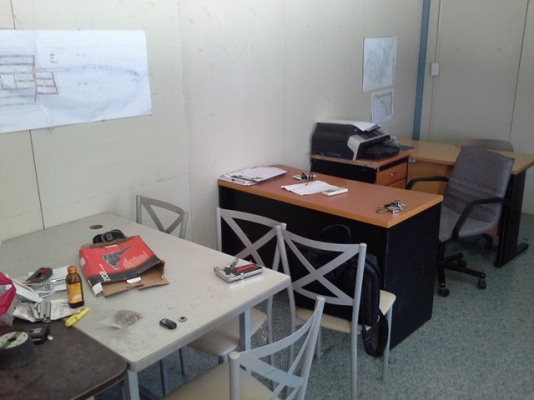 ตู้สำนักงานพร้อมอุปกรณ์ สภาพดีใช้งานได้ทันที ติดต่อ 089-9876648 ตู้สำนักงานพร้อมอุปกรณ์ สภาพดีใช้งานได้ทันที ติดต่อ 089-9876648