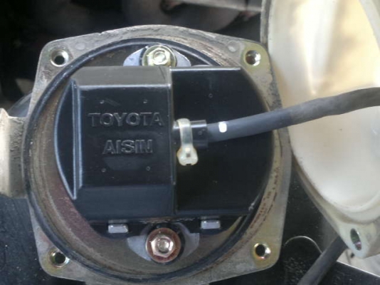 ---- ขาย ---- ปั้มลม 12V และ ถังลม เก่าญี่ปุ่น