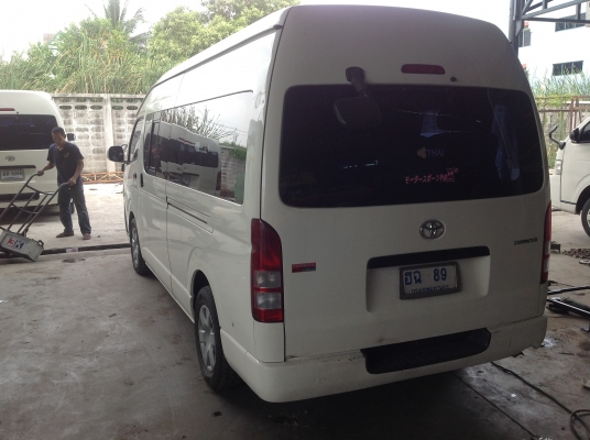 ขายถูก TOYOTA COMMUTOR NGV หลังคาสูง ออกมา ม.ค/2553 ขายสด พร้อมโอนครับ ขายถูก TOYOTA COMMUTOR NGV หลังคาสูง ออกมา ม.ค/2553 ขายสด พร้อมโอนครับ