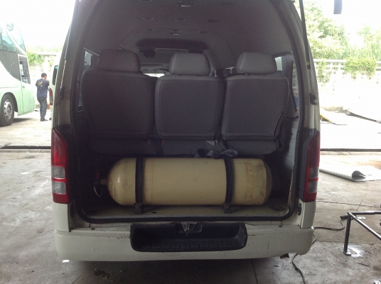 ขายถูก TOYOTA COMMUTOR NGV หลังคาสูง ออกมา ม.ค/2553 ขายสด พร้อมโอนครับ ขายถูก TOYOTA COMMUTOR NGV หลังคาสูง ออกมา ม.ค/2553 ขายสด พร้อมโอนครับ