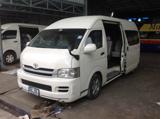 ขายถูก TOYOTA COMMUTOR NGV หลังคาสูง ออกมา ม.ค/2553 ขายสด พร้อมโอนครับ ขายถูก TOYOTA COMMUTOR NGV หลังคาสูง ออกมา ม.ค/2553 ขายสด พร้อมโอนครับ