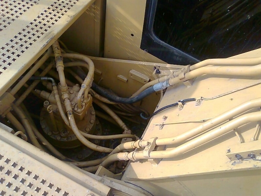 รถแบคโฮ CAT 320 V1 แรงขุดดี ทำงานไว ประหยัดน้ำมัน รถสวย มีทะเบียนครบ