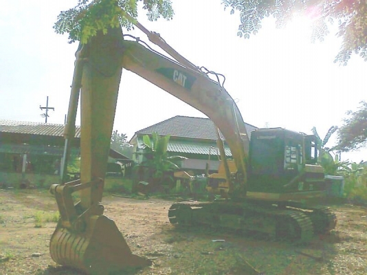 รถแบคโฮ CAT 320 V1 แรงขุดดี ทำงานไว ประหยัดน้ำมัน รถสวย มีทะเบียนครบ