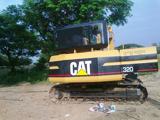 รถแบคโฮ CAT 320 V1 แรงขุดดี ทำงานไว ประหยัดน้ำมัน รถสวย มีทะเบียนครบ