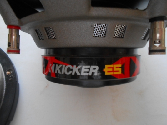 ลำโพง 10 นิ้ว KICKER E5 ลำโพง 10 นิ้ว KICKER E5