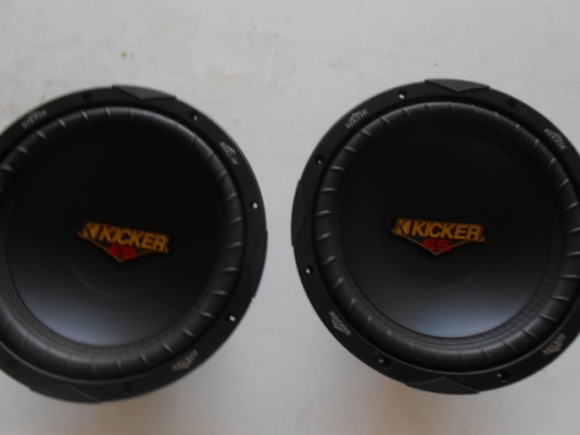 ลำโพง 10 นิ้ว KICKER E5 ลำโพง 10 นิ้ว KICKER E5