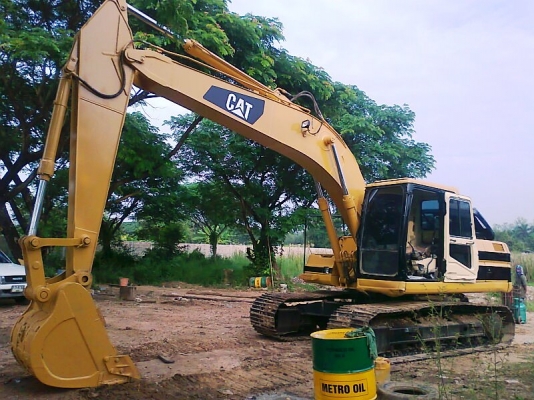 รถแบคโฮ CAT 320B ช่วงล่าง สวยมาก เต็ม100\% ระบบไฟฟ้าครบ แรงขุดดี ทำงานไว ประหยัดน้ำมัน